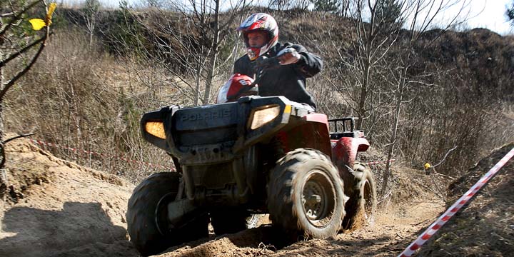Siūloma keisti automobilių registravimo, naudojimosi keturračiais motociklais tvarką
