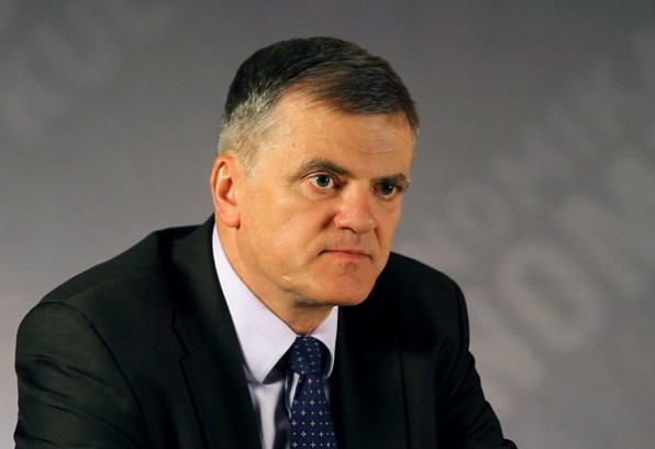 Bankai kol kas atsargūs