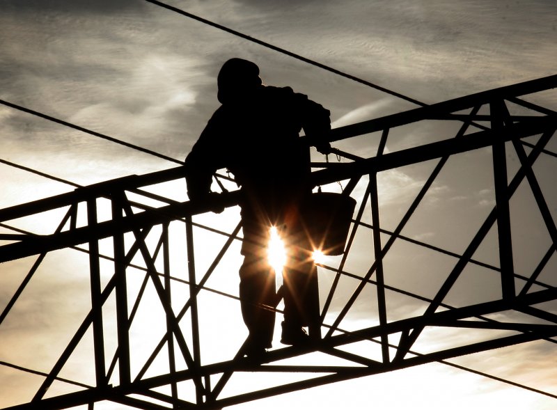 Ar Lietuvos elektrinė skaidriai prekiavo elektra?