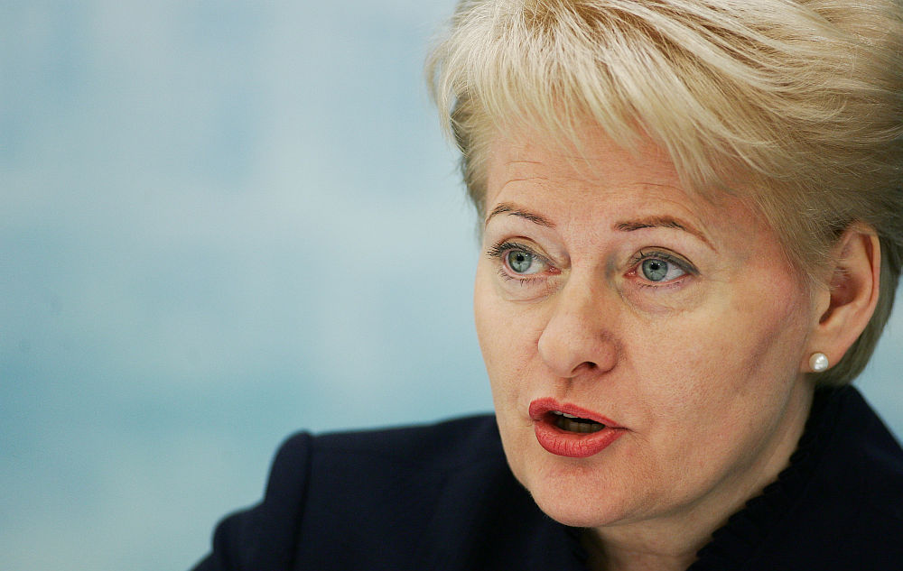 Prezidentė ragina galvoti apie naujus iššūkius lietuvių kalbai ir spaudai