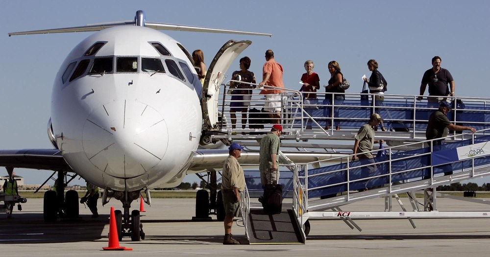 Nebus reklamos apie Lietuvą – nebus ir skrydžių