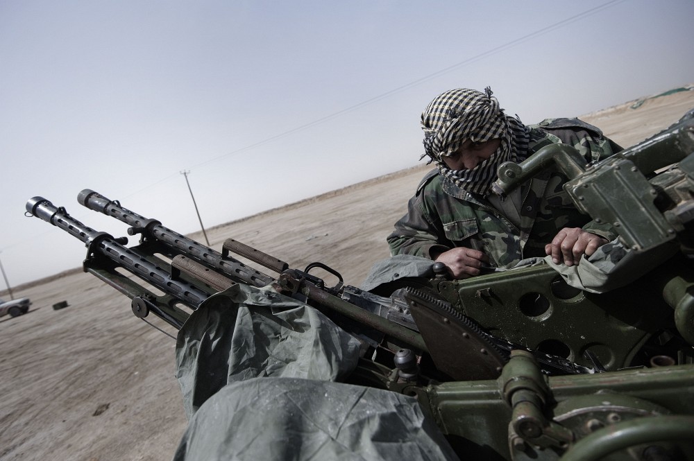 Kadhafi ištikimos pajėgos mėgino perimti strategiškai svarbaus az Zavijos miesto kontrolę