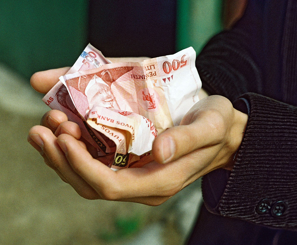 71 proc. namų ūkių susiduria su finansiniais sunkumais