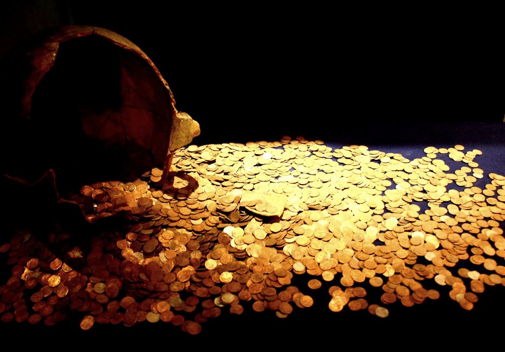 Lenkijoje keturios pensininkės surado X amžiaus laikų lobį