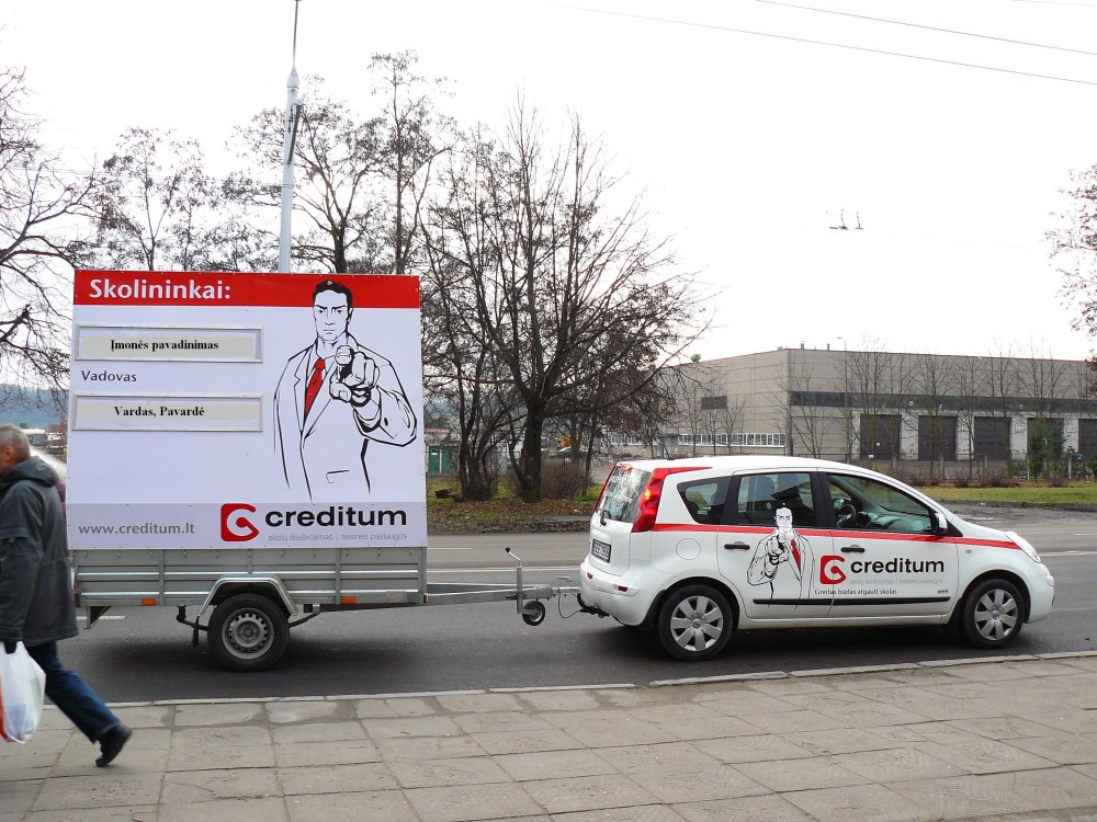 Skolininkai grąžinti pinigų neskuba