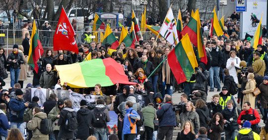 Beveik pusė apklaustųjų nepatenkinti Lietuvos raida