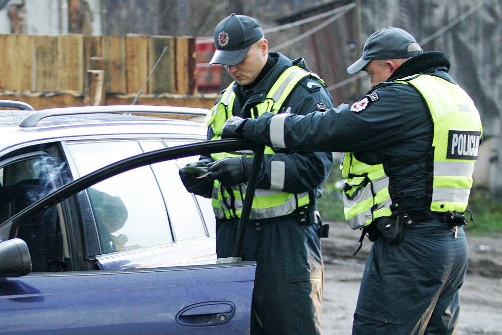 Mane sustabdė policininkas!
