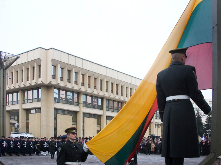 Darbiečiai: valdantieji bijo tikrinti visuomenės pasitikėjimą