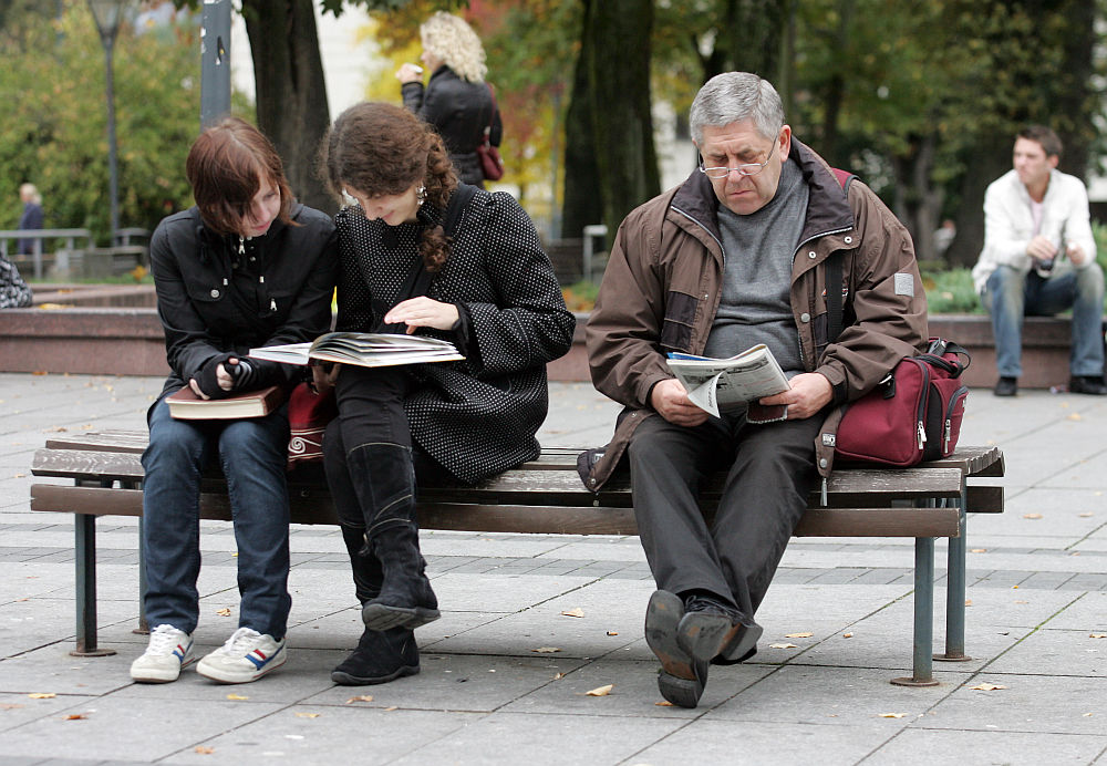 Spaudoje išliks tik analitika?