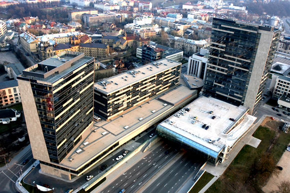 L.Pinkevičius: "Liv Lounge" veiks, naujų šeimininkų ieškoma "Olialia" klubui 