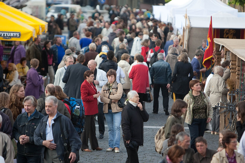 Krizės pabaigos lietuviai dar nemato